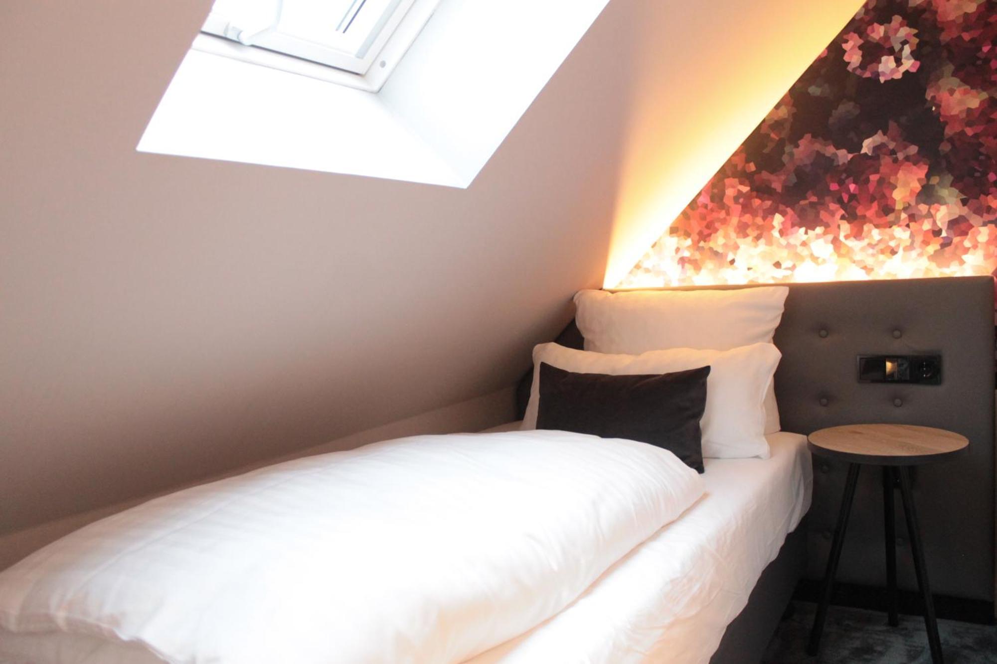Vienna House Easy By Wyndham Hamburg City Bagian luar foto