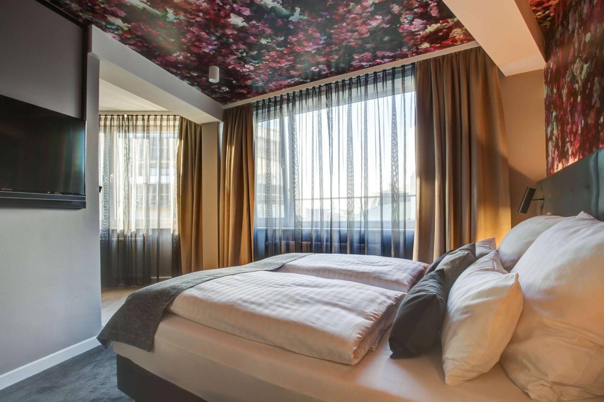 Vienna House Easy By Wyndham Hamburg City Bagian luar foto