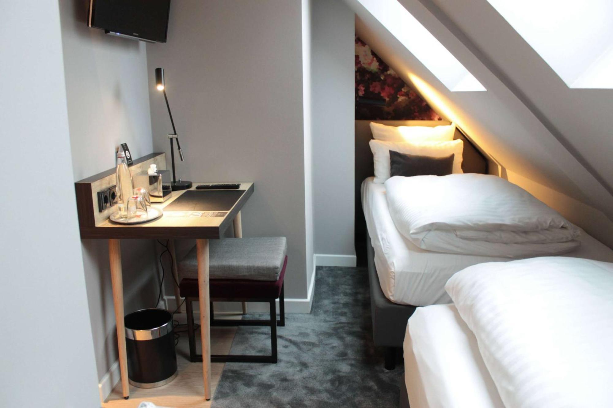 Vienna House Easy By Wyndham Hamburg City Bagian luar foto