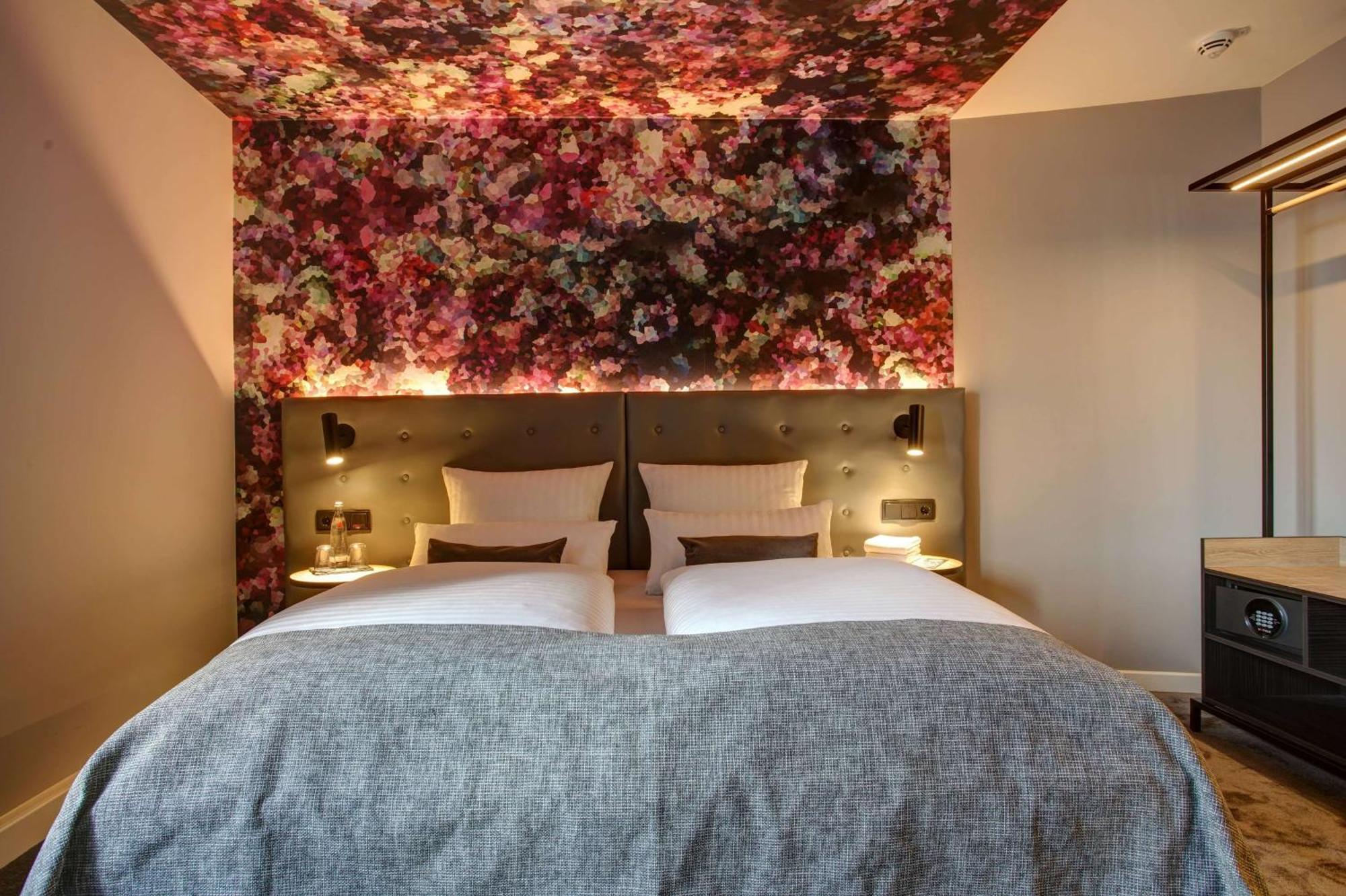 Vienna House Easy By Wyndham Hamburg City Bagian luar foto