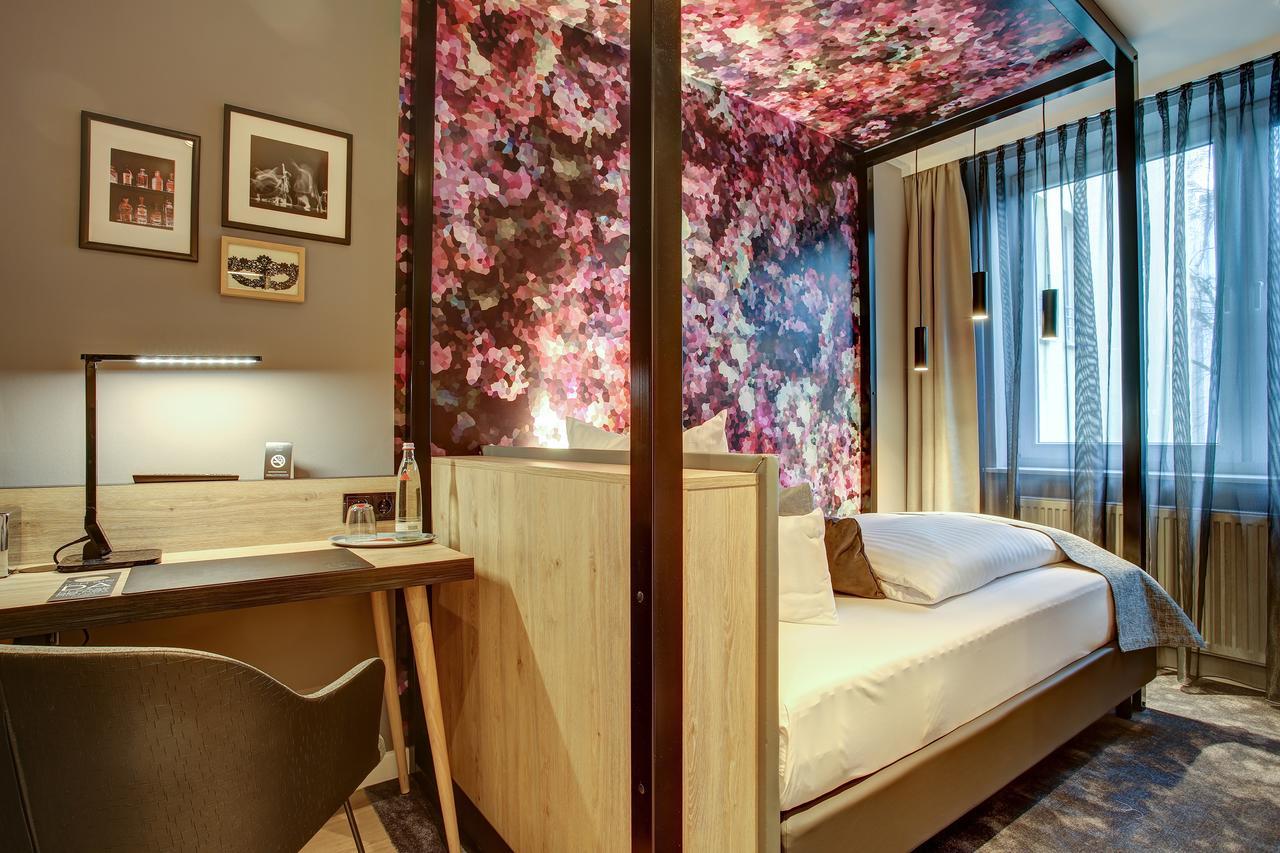 Vienna House Easy By Wyndham Hamburg City Bagian luar foto